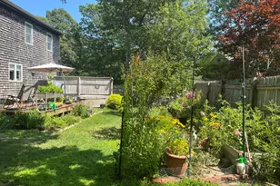 323 County Rd, Oak Bluffs, MA 02557 - Photo 6