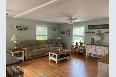 323 County Road, Oak Bluffs, MA 02557 - Photo 12