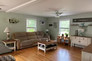 323 County Rd, Oak Bluffs, MA 02557 - Photo 12