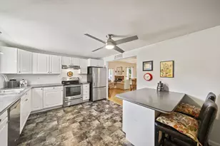 21 Colony Ave, Bourne, MA 02553 - Photo 10