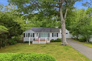 9 Silverleaf Ln, Yarmouth, MA 02673 - Photo 4