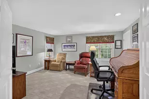 8 Elizabeth Cir, Mashpee, MA 02649 - Photo 18