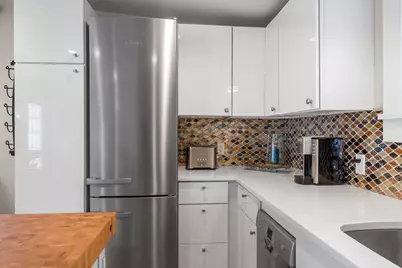 9A Conwell Street #4, Provincetown, MA 02657 - Photo 6