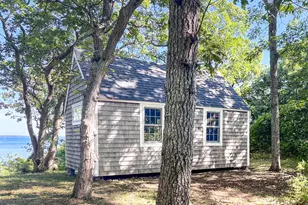 25 Brickyard Rd, Chilmark, MA 02535 - Photo 54