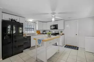 11 & 11A Gateway St, Yarmouth, MA 02664 - Photo 6