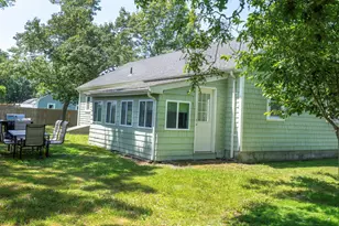 118 Walton Ave, Barnstable, MA 02601 - Photo 16