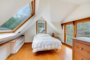 174 Middle Rd, Chilmark, MA 02535 - Photo 32