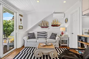 48 Pleasant St, Provincetown, MA 02657 - Photo 10