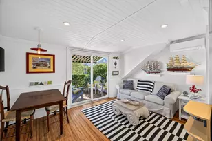 48 Pleasant St, Provincetown, MA 02657 - Photo 12