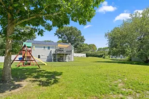 1109 Shootflying Hill Rd, Barnstable, MA 02632 - Photo 2