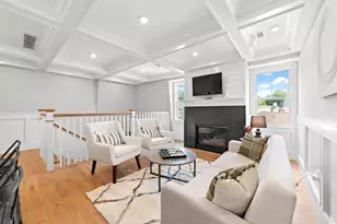 42 Bow St, Somerville, MA 02143 - Photo 4