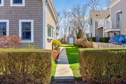 31 Conant Street, Provincetown, MA 02657 - Photo 4