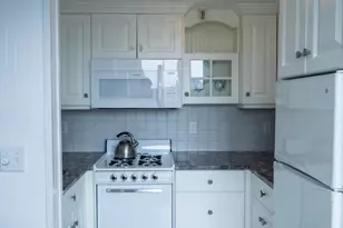 90 Shore Dr W, Mashpee, MA 02649 - Photo 22