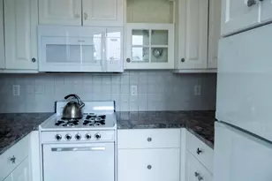 90 Shore Dr W, Mashpee, MA 02649 - Photo 24