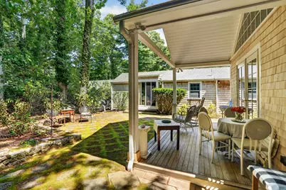 528 Main Street, Tisbury, MA 02568 - Photo 10