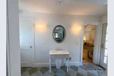 528 Main Street, Tisbury, MA 02568 - Photo 6