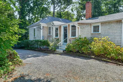 528 Main Street, Tisbury, MA 02568 - Photo 4