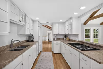 72 Hathaway Rd Road, Barnstable, MA 02655 - Photo 4