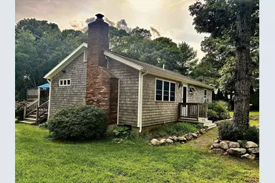 11 Stanley Street, Oak Bluffs, MA 02557 - Photo 1
