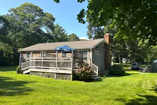 11 Stanley St, Oak Bluffs, MA 02557 - Photo 2