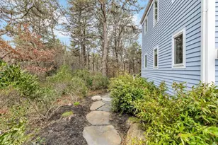 304 Red Brook Rd, Mashpee, MA 02649 - Photo 18
