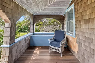 27 Beach Road, Oak Bluffs, MA 02557 - Photo 26