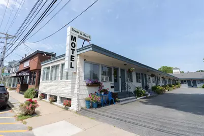 382 Main Street, Falmouth, MA 02540 - Photo 2