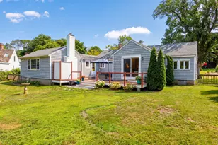 50 Pine St, Falmouth, MA 02556 - Photo 4