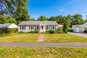 50 Pine St, Falmouth, MA 02556 - Photo 2
