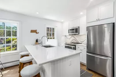 8 Atlantic Avenue #UNIT A, Provincetown, MA 02657 - Photo 6