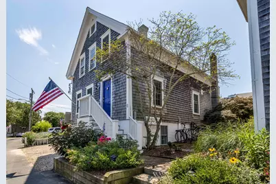 8 Atlantic Avenue #UNIT A, Provincetown, MA 02657 - Photo 2