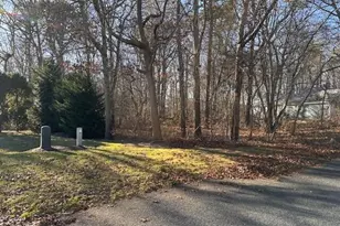 11 Makepeace Ln, Yarmouth, MA 02673 - Photo 1