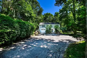 72 Benjamin Nyes Ln, Falmouth, MA 02540 - Photo 28
