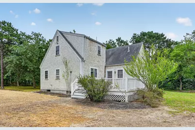 9 Marthas Road, Edgartown, MA 02539 - Photo 16