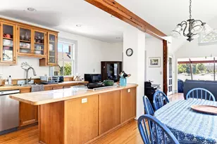 16 Millfield St, Falmouth, MA 02543 - Photo 12