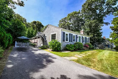 31 Garrison Road, Falmouth, MA 02540 - Photo 2