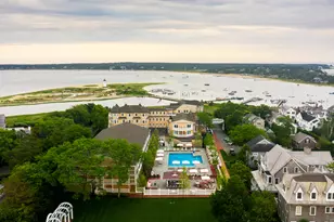 131 N Water St, Edgartown, MA 02539 - Photo 12