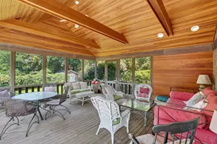 88 Franklin St, Tisbury, MA 02568 - Photo 6