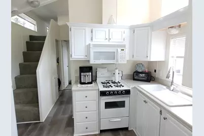 310 Old Chatham Road #E 52, Dennis, MA 02660 - Photo 10