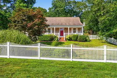 68 Horseshoe Bend Way, Mashpee, MA 02649 - Photo 2