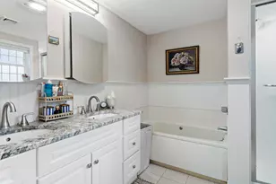 195 Falmouth Rd, Mashpee, MA 02649 - Photo 16