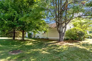 125 Leisure Green Dr, Mashpee, MA 02649 - Photo 24