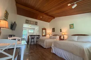 33 Island Inn Rd, Oak Bluffs, MA 02557 - Photo 6