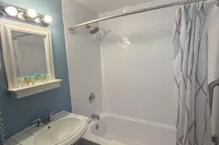 33 Island Inn Rd, Oak Bluffs, MA 02557 - Photo 10
