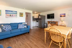27 Island Inn Rd, Oak Bluffs, MA 02557 - Photo 4