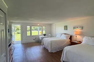 27 Island Inn Rd, Oak Bluffs, MA 02557 - Photo 4