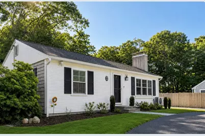 329 Swift Avenue, Barnstable, MA 02655 - Photo 2