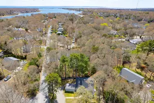 19 Moniz Way, Falmouth, MA 02536 - Photo 2