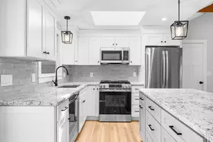 12 Brattle Dr, Yarmouth, MA 02675 - Photo 4