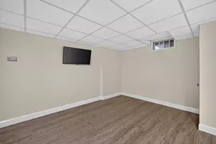 11 Burbank St, Sandwich, MA 02563 - Photo 48